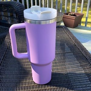 NWOT 40oz Stainless Steel Tumblet